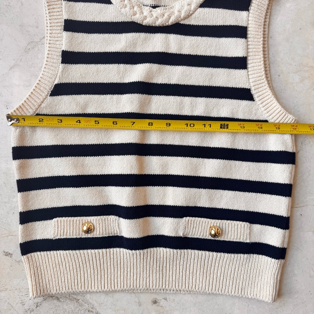 Frame The Harbor Vest Stripped Sleeveless Knit Top - Navy and Cream size XS - Picture 11 of 14